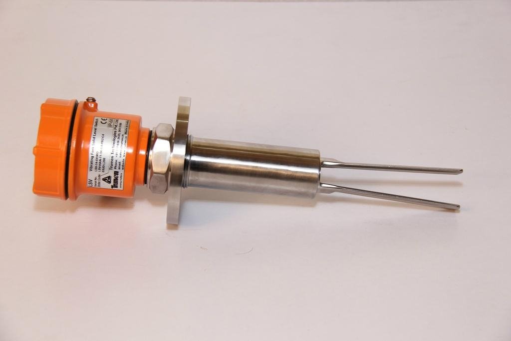 Vibrating fork level switch for solid / powder 3