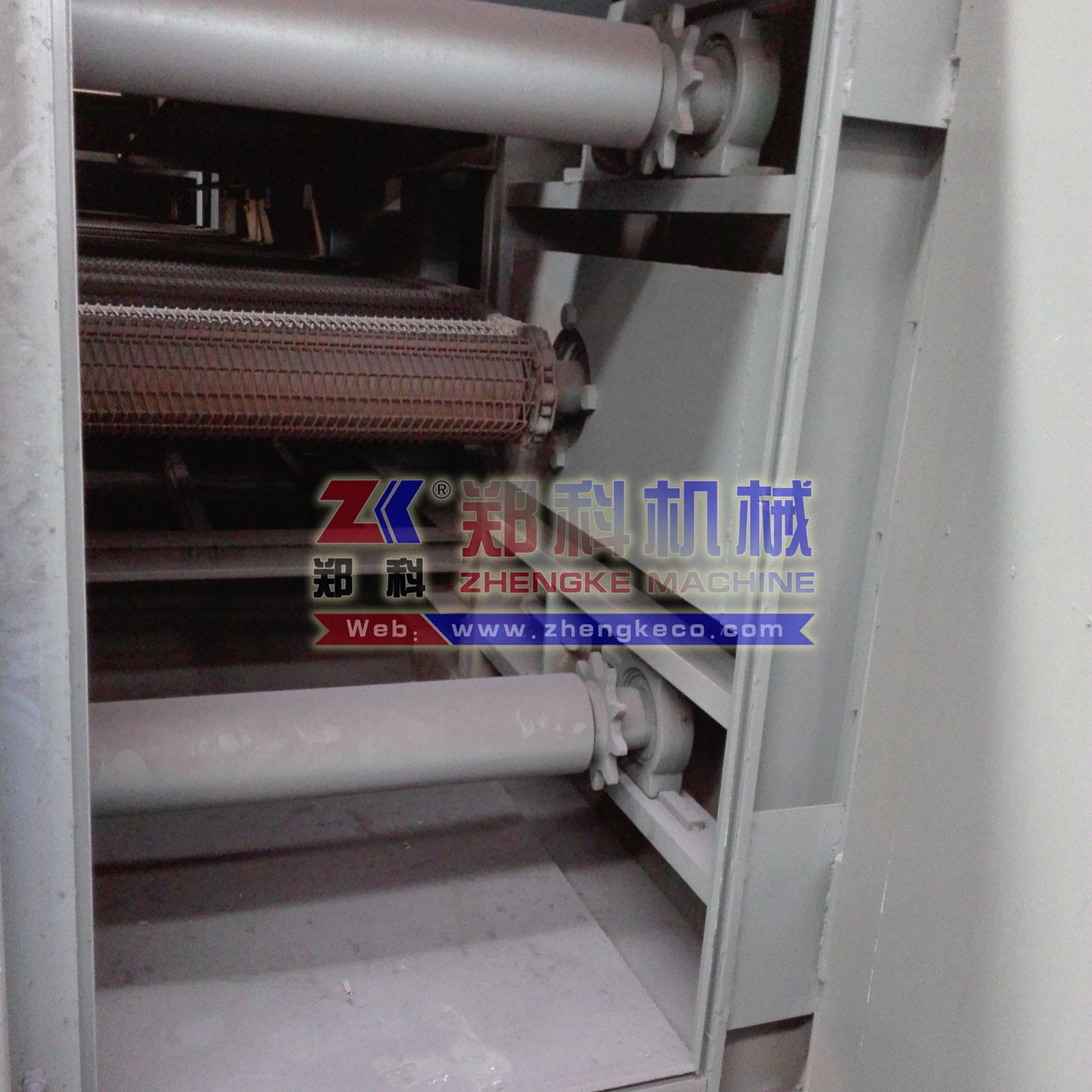 Mesh belt dryer for briquettes 3