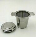 Unique design metal tea strainer with handles 2