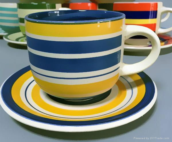 Chile's hot selling hand-painted coffee cups and saucers 5