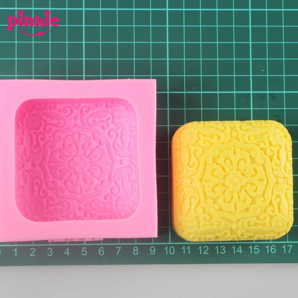 Z256 Flower Shaped Silicone Cupcake Mold Sicone Soap Molds 4