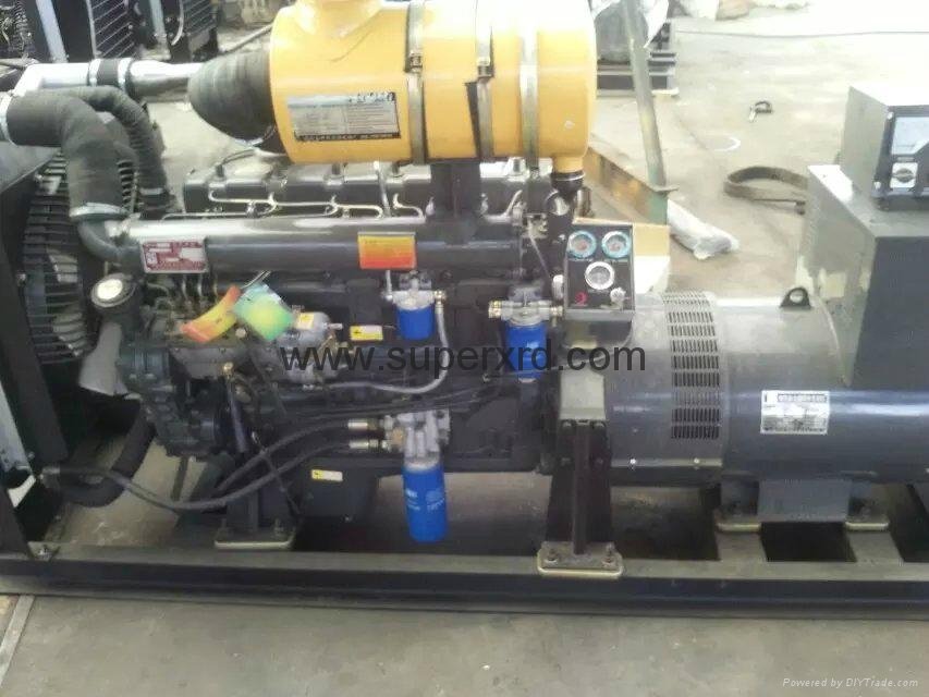 Low price 100kw  diesel generator  AC three phase  factory price  4