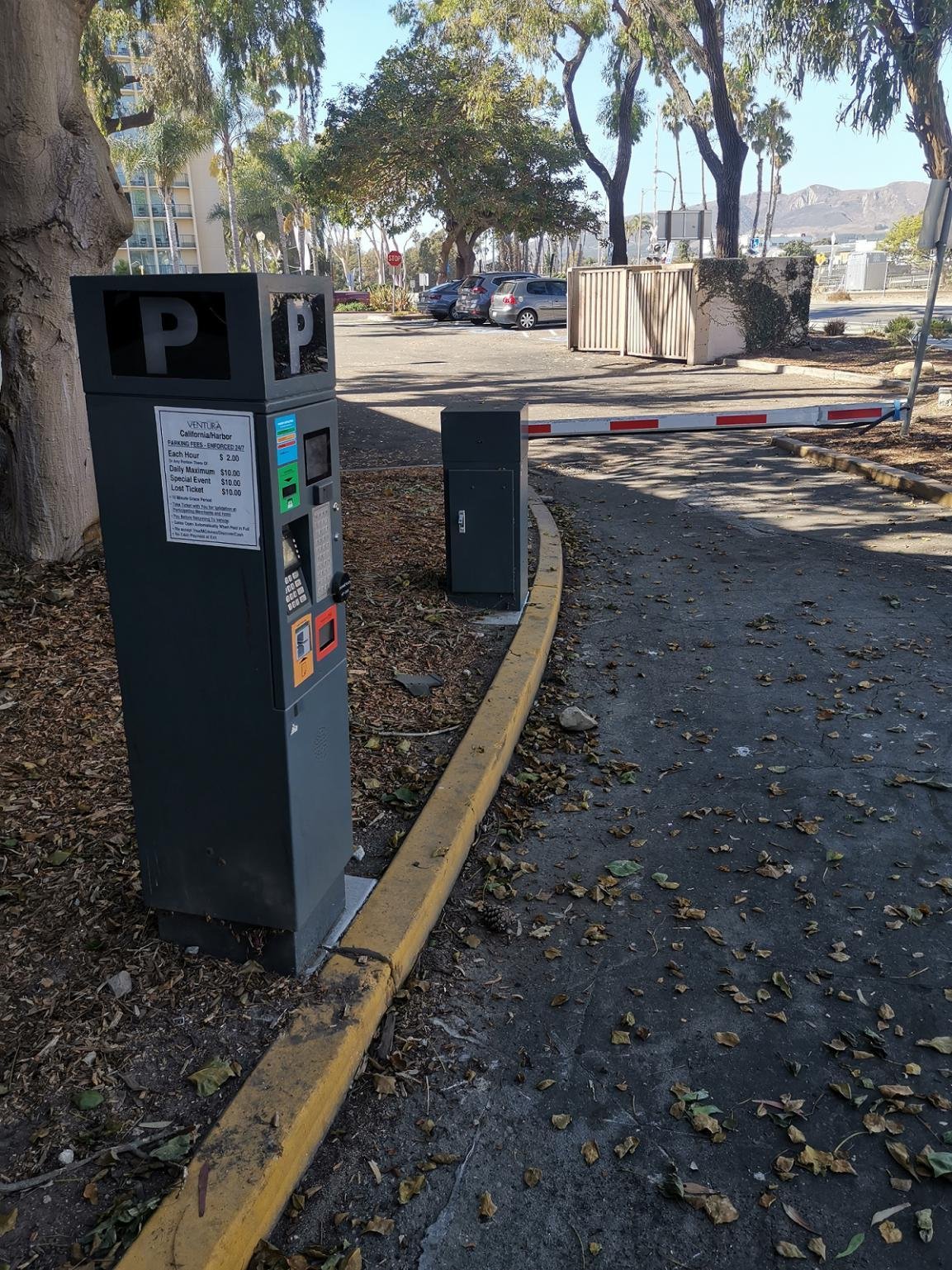 Smart Car Parking System Auto Pay Station-Motorbike Entry Lane 2