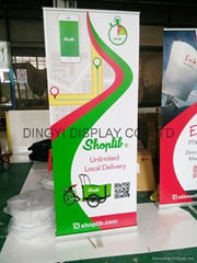 Roll up banner standee