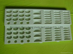 Vacuum forming plastic tray