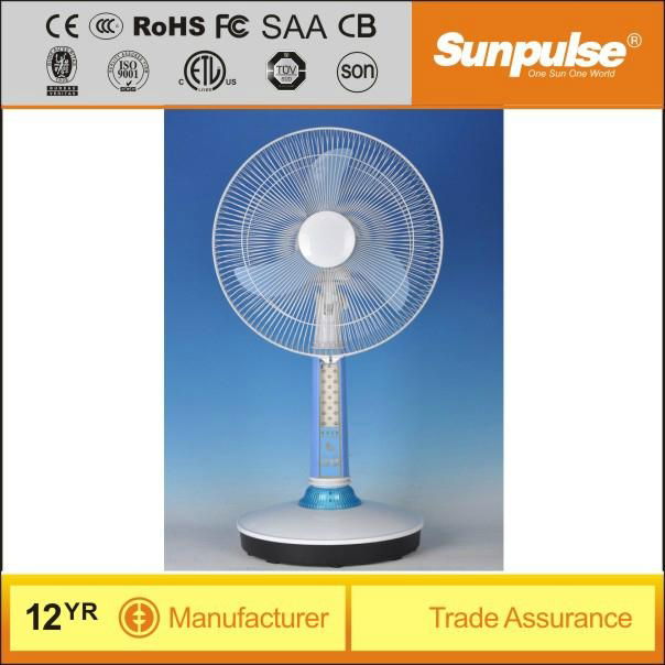 14 inch table rechargeable fan use solar or battery or Adapter