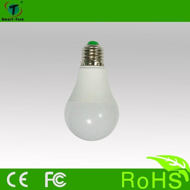 Brightness LED E27 IR remote control rgbw light bulb with full color rotating 2