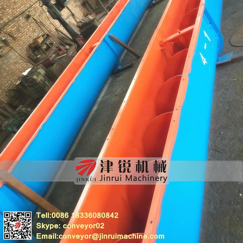 Carbon Steel Sand Screw Feeding Conveyor 2