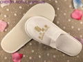 Close toe pull plush material hotel bathroom slippers 1