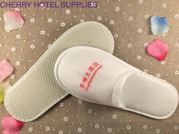 Close toe pull plush material hotel bathroom slippers 4