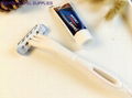 Custom Disposable Travel Shaving Kit hotel razor 1