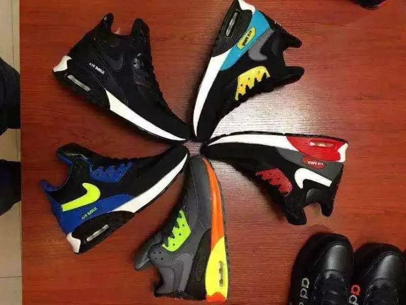 stock sport shoes