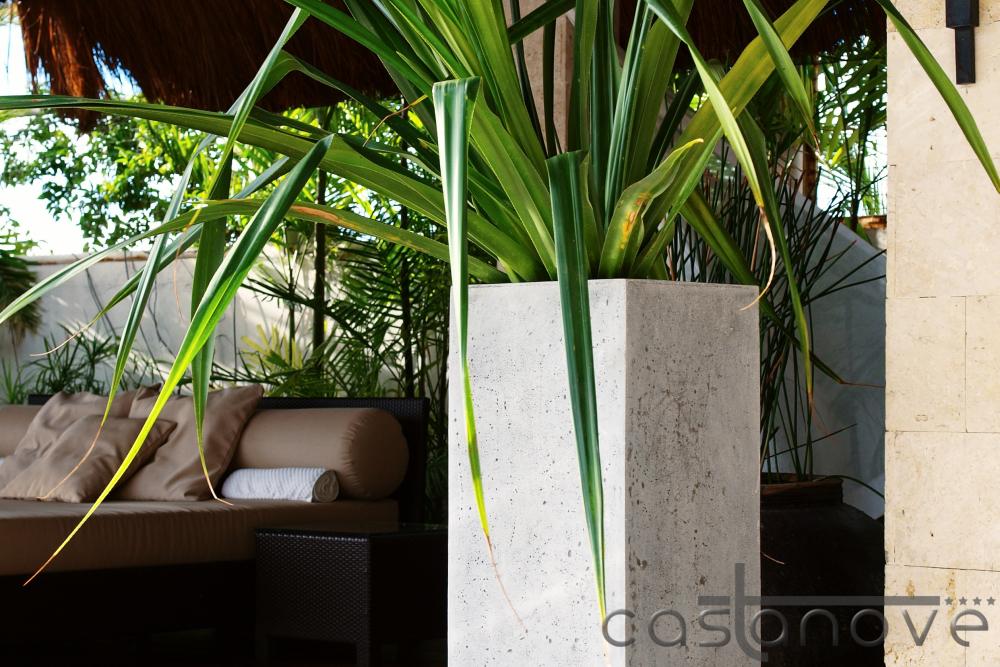 Polystone planters 3