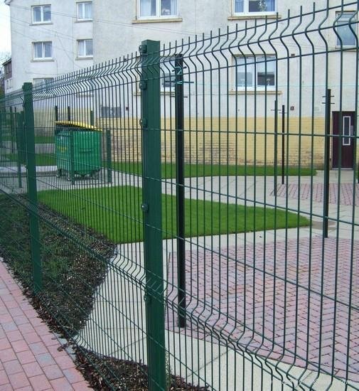 powder coated Security Polyester curvy welded mesh fence 2