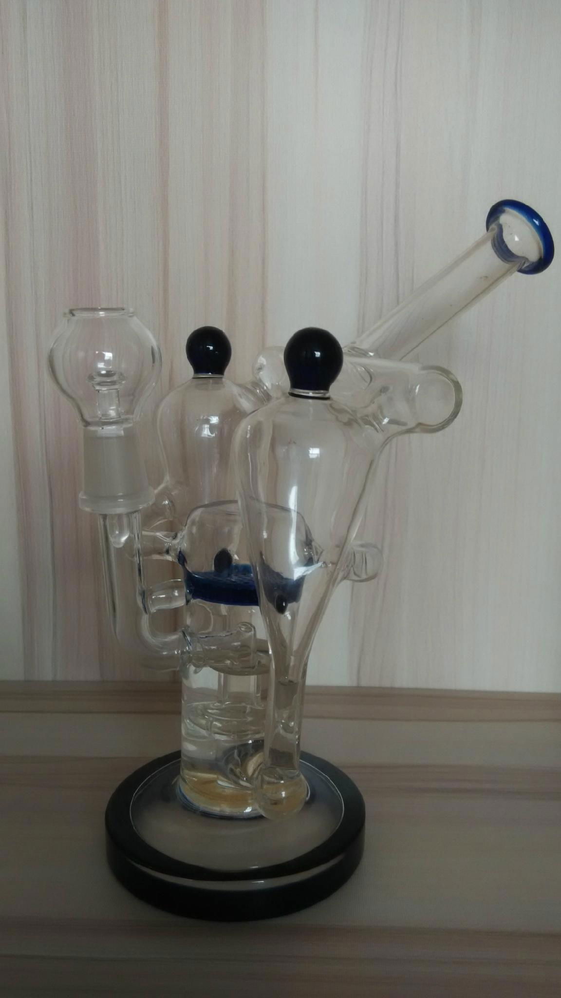 glass water pipe