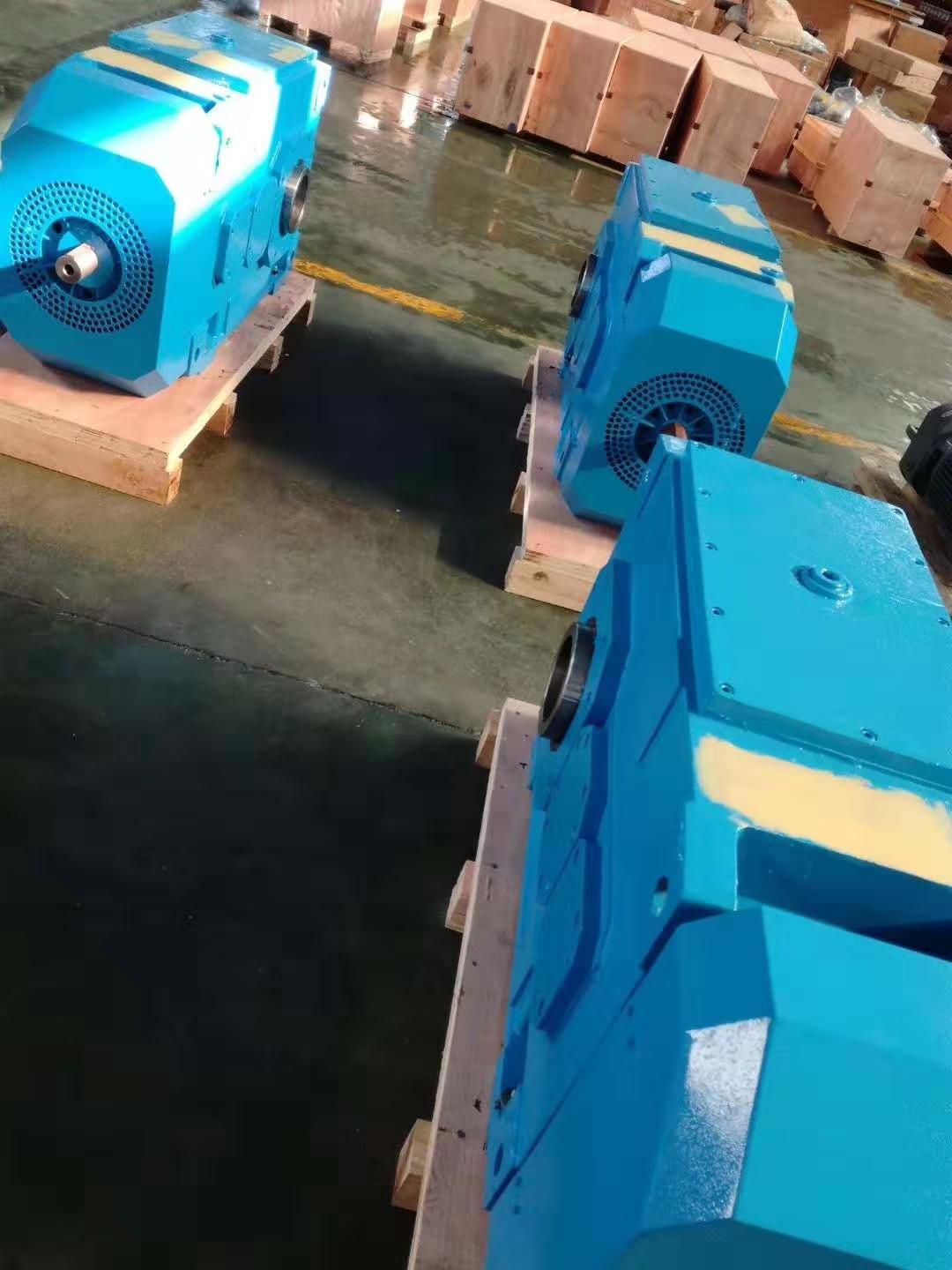 源头厂家直销B系列工业齿轮箱 2