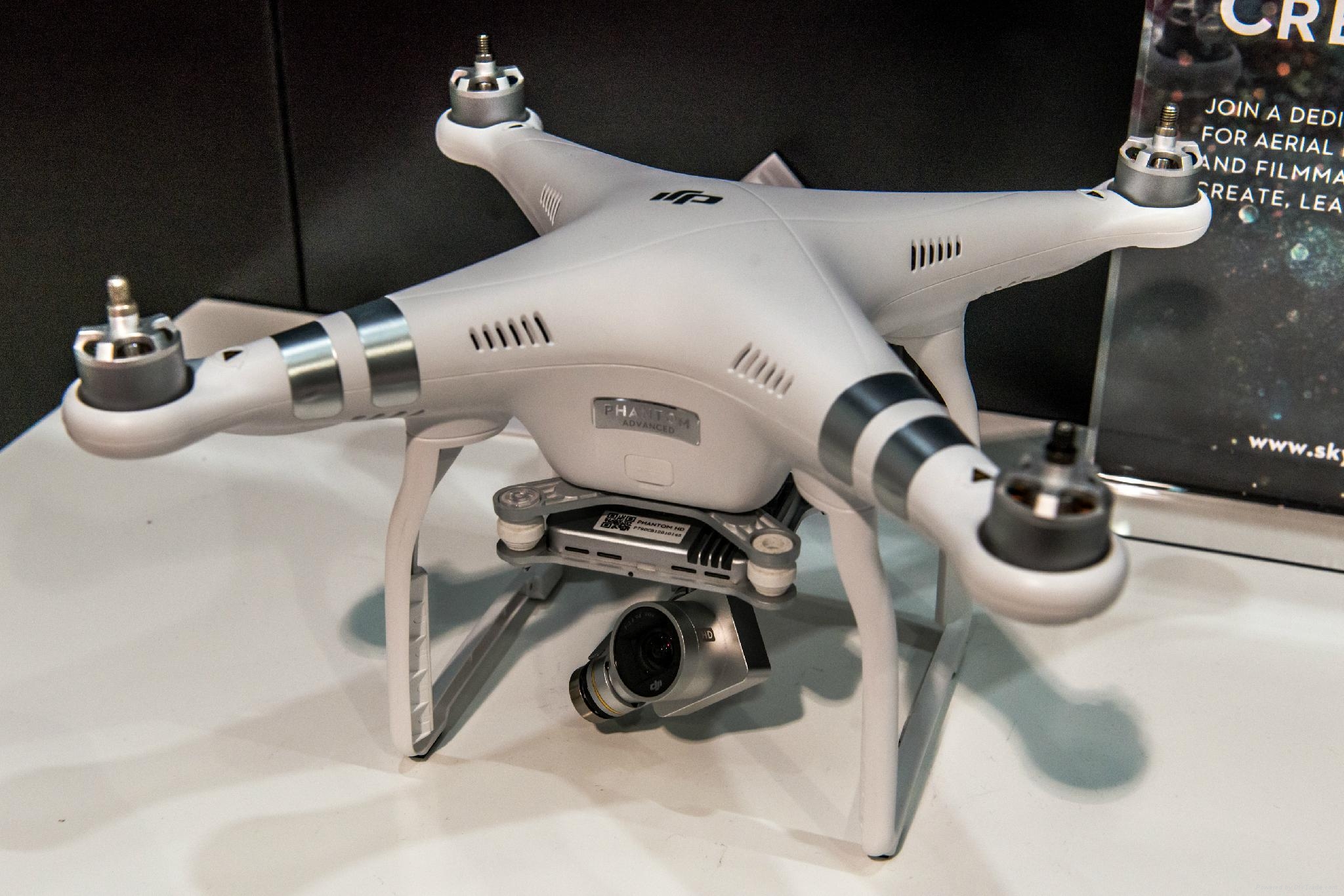 Phantom 3 Standard Quadcopter Drone with 2.7K HD Video Camera New