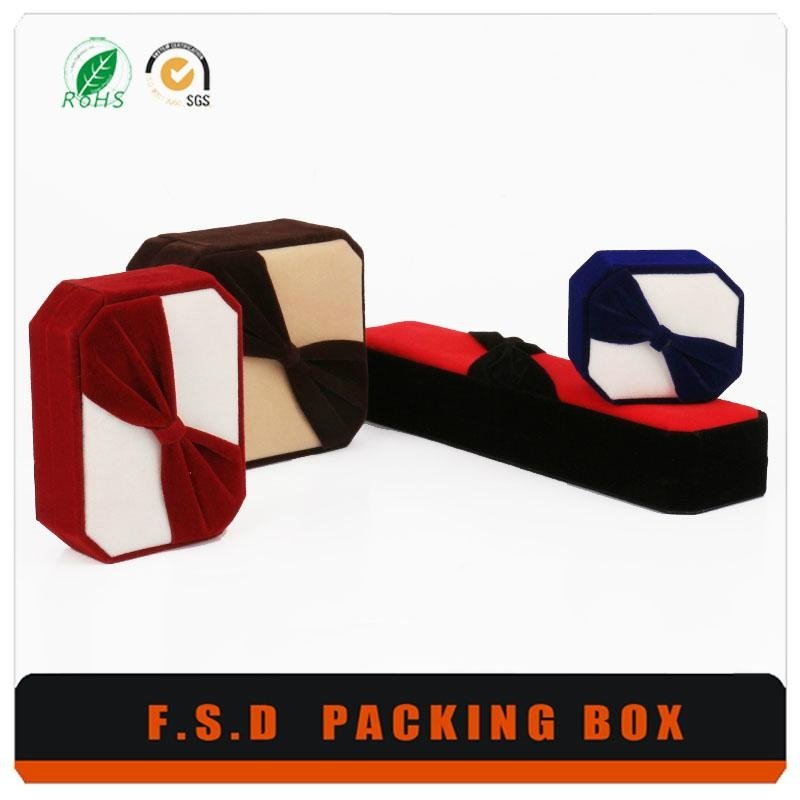  China Manufacturers Imported Wholesale Velvet Jewelry Box 2