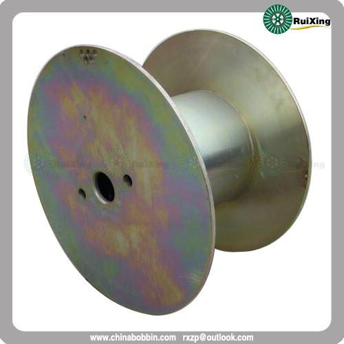 Reel with solid flanges 4