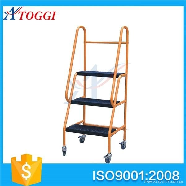 lightweight folding steel wide step ladder 4