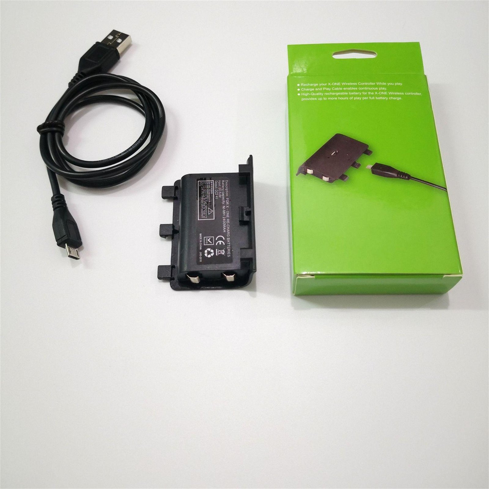 XBOX ONE Controller Battery Pack Charge and  Play Kit with Charge Cable 4