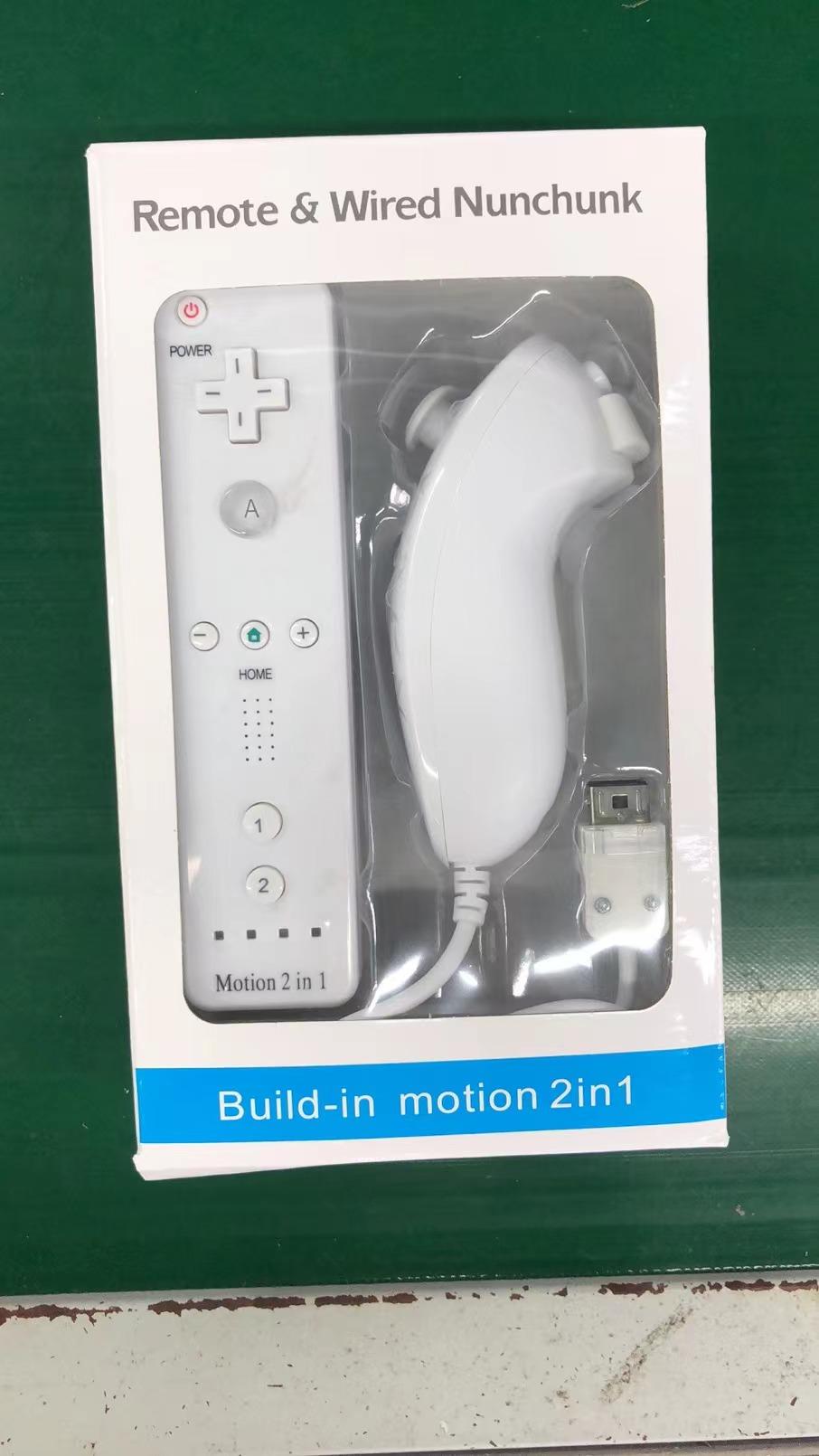 Nintendo Wii Mote Controller and Nunchuk Builtin Motion Plus 2in1