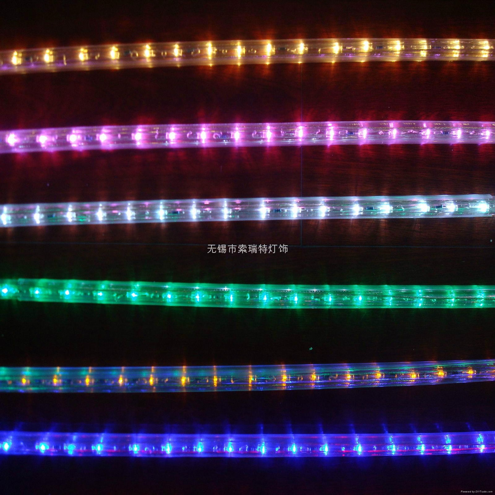 高品質戶外防水圓二線LED彩虹管燈 2