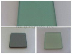 LAMINATED GLASS