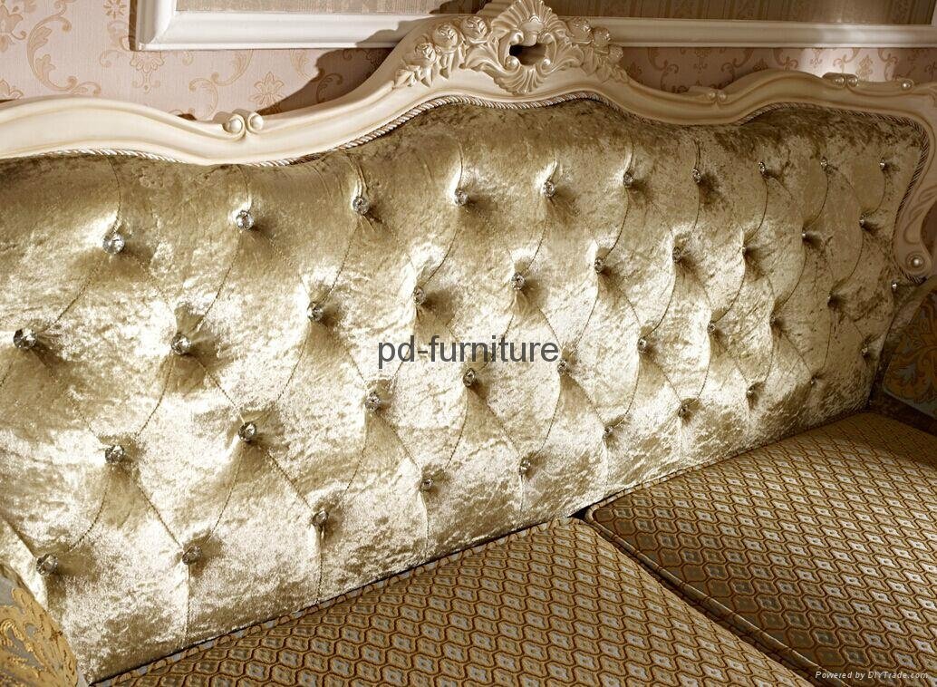 Luxury  Sofa  2