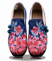 Comfortable hand embroidered shoes