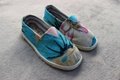 China handmade folk style shoes 2