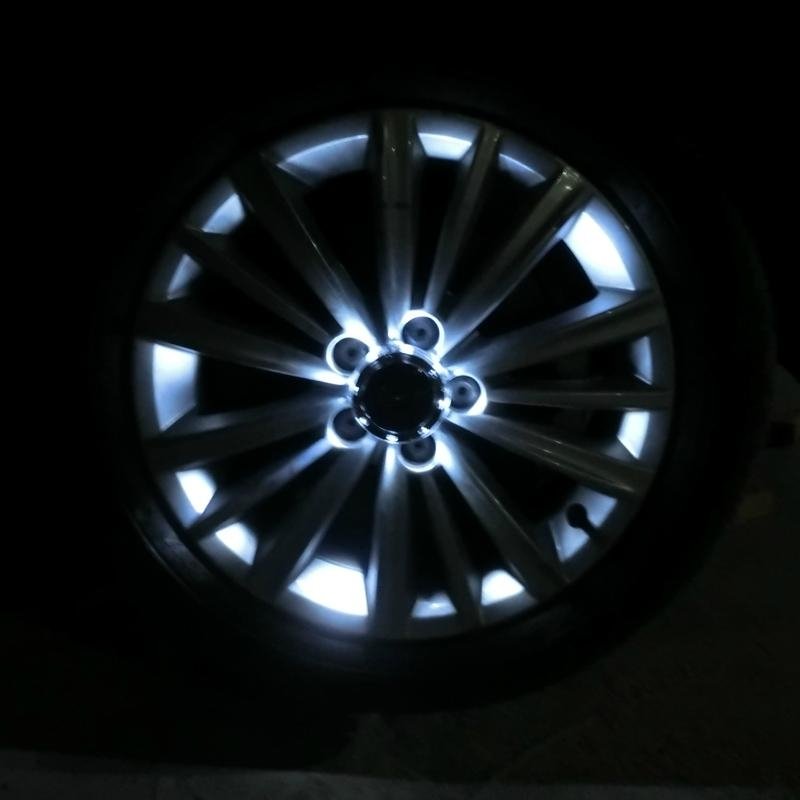 solar car wheel hub  V805 10led light monochrome universal wheel hub 