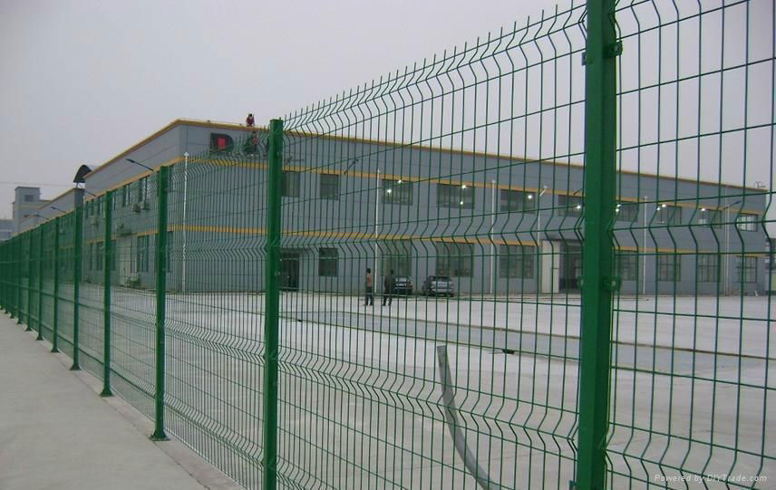 supply 3D bending wire mesh fence panel