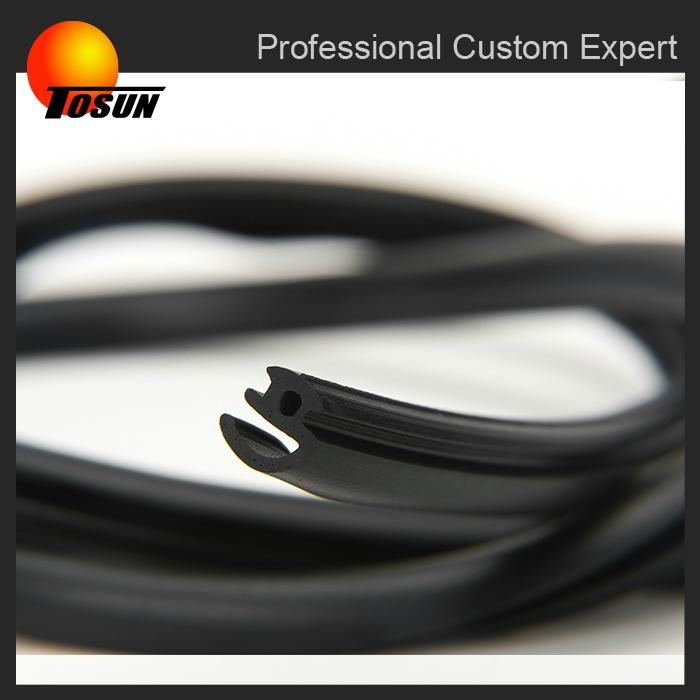 extruded rubber seal strip