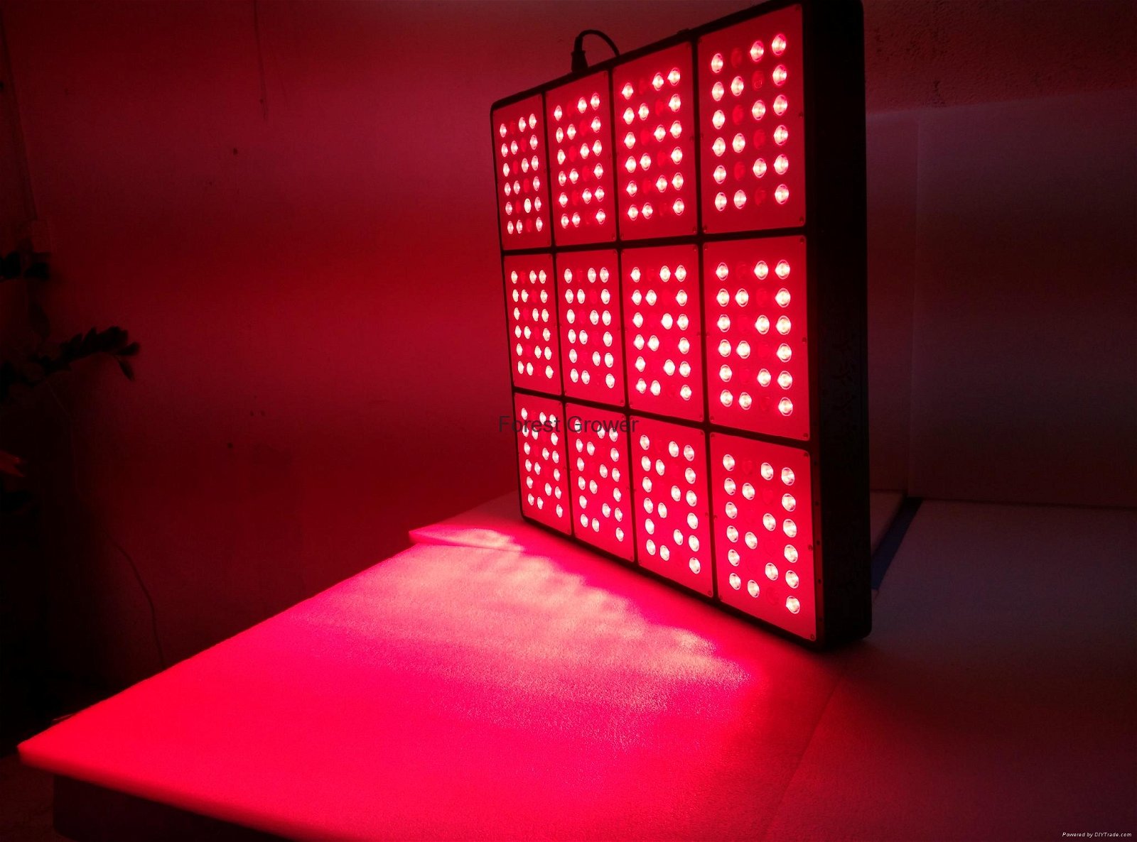 Forest Grower 900w full spectrum led grow light for hydroponic grow tent