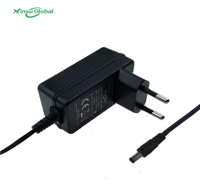 UL FCC listed 15V 1A Power Adapter with UL60950