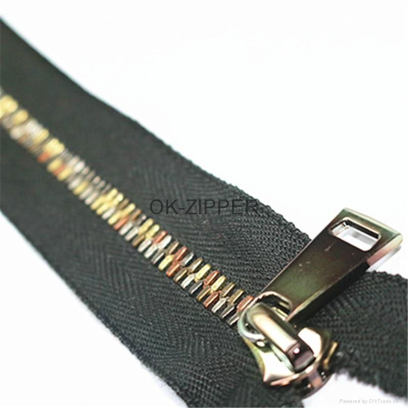 fashion plating metal zipper，close end auto-lock zipper 2