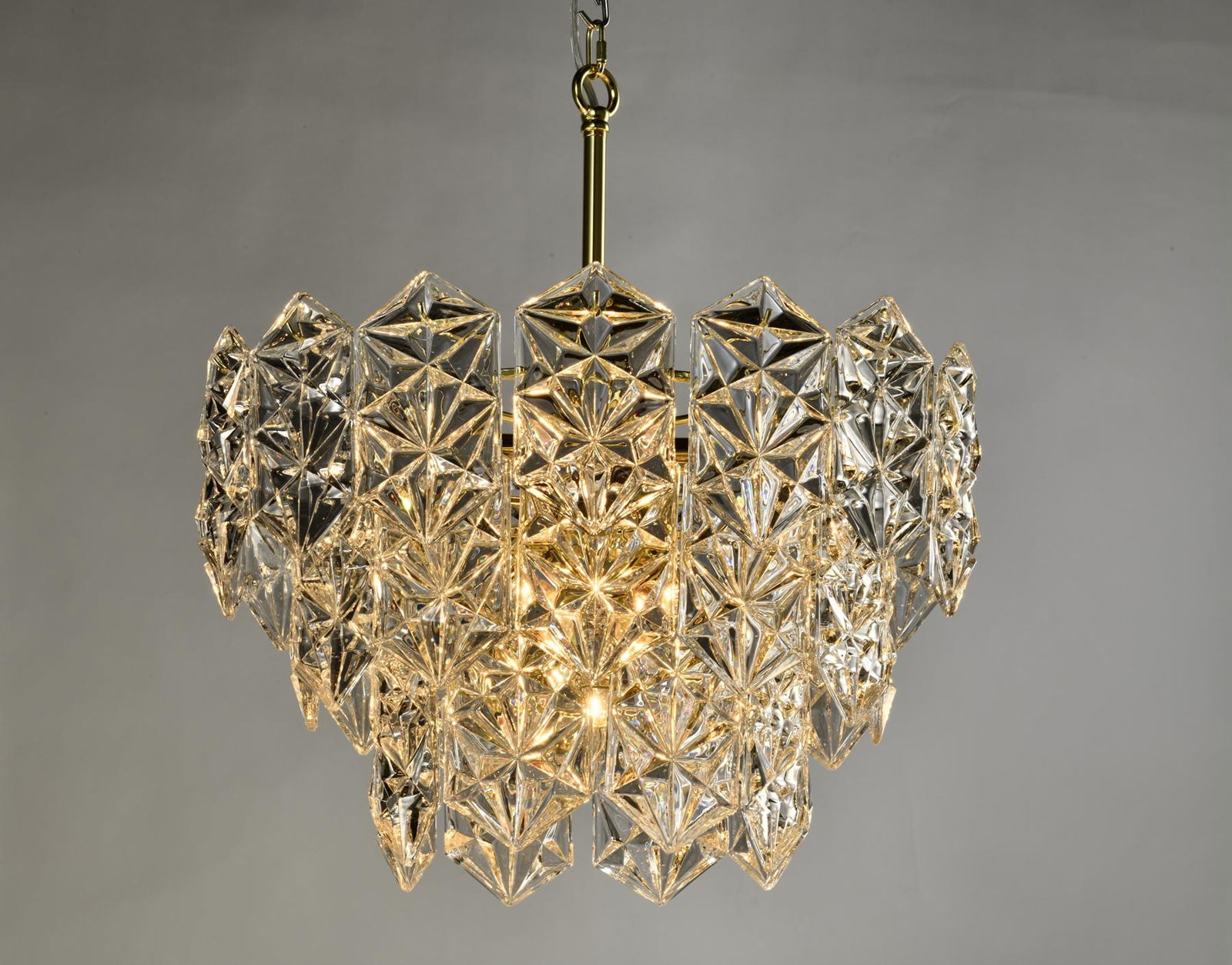 8-light glass piece chandelier