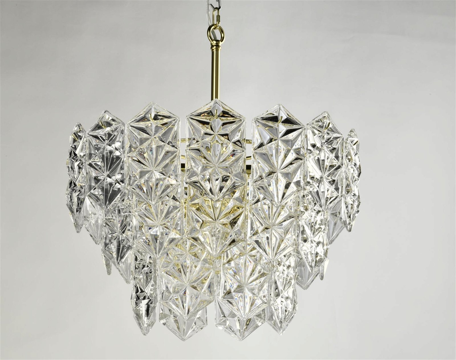 8-light glass piece chandelier 2