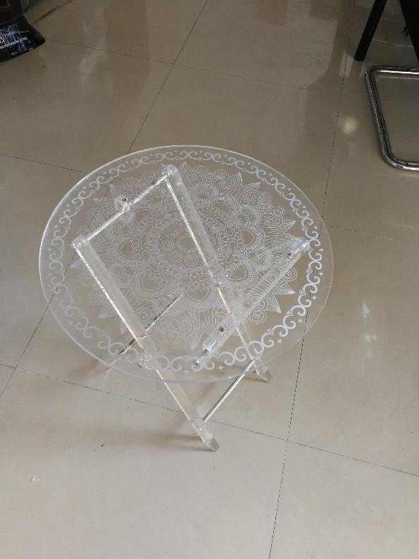 ODM fashion silk screen gold clear acrylic round table top 2