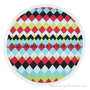Color grid round towel with tassels