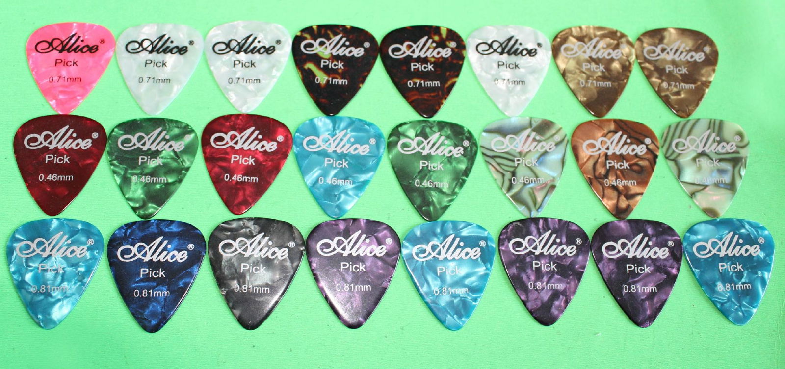 Guitar Picks Plecturms Celluloid ABS Derlin Thin MedIum Heavy Music accessories 4