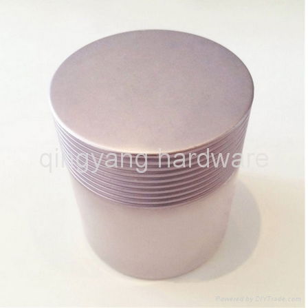 Eco-friendly light weight metal screw cap 2