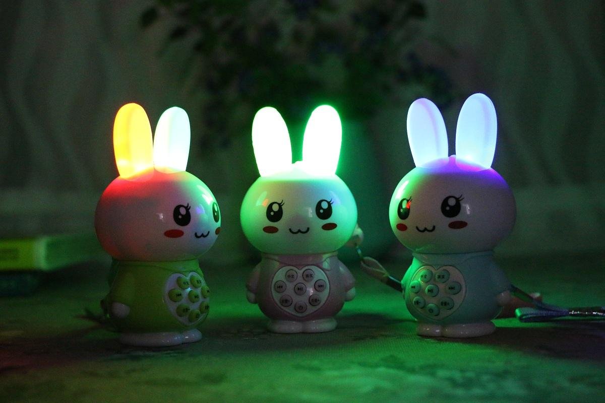 Factory supply mini rabbit MP3 Player for kids (Q9) 5
