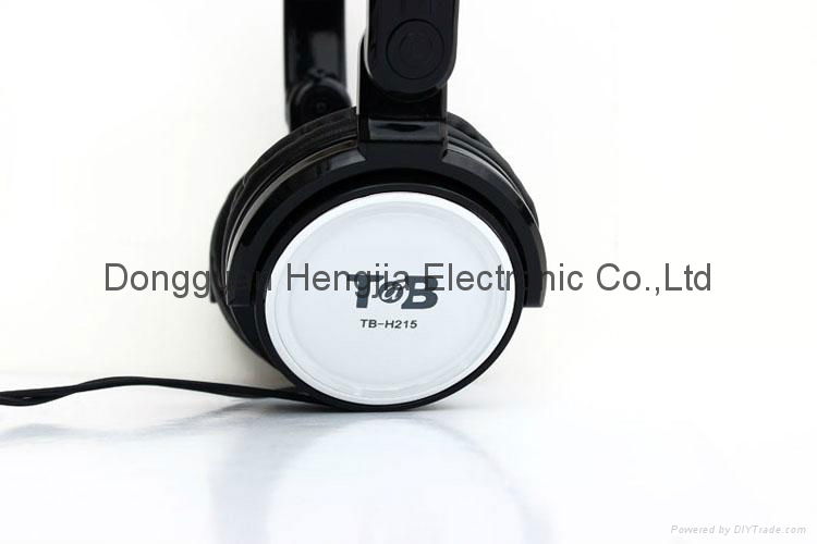 High Performance Wired foldable deep supper bass headphone headset 2