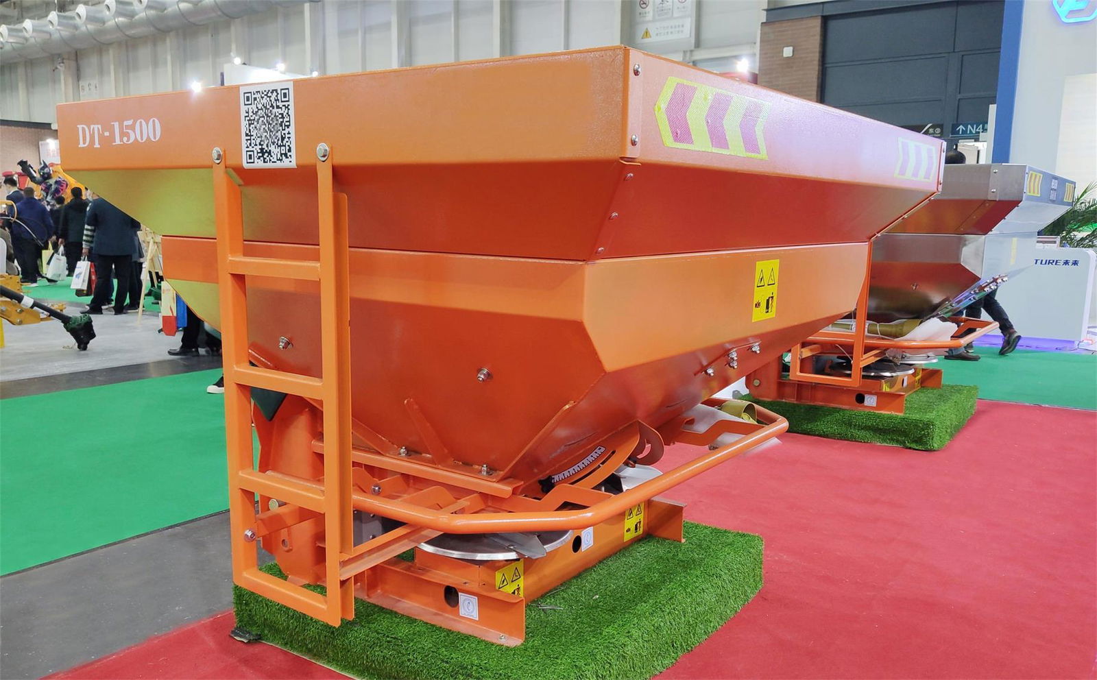 Agriculture manure fertilizer spreader machinery