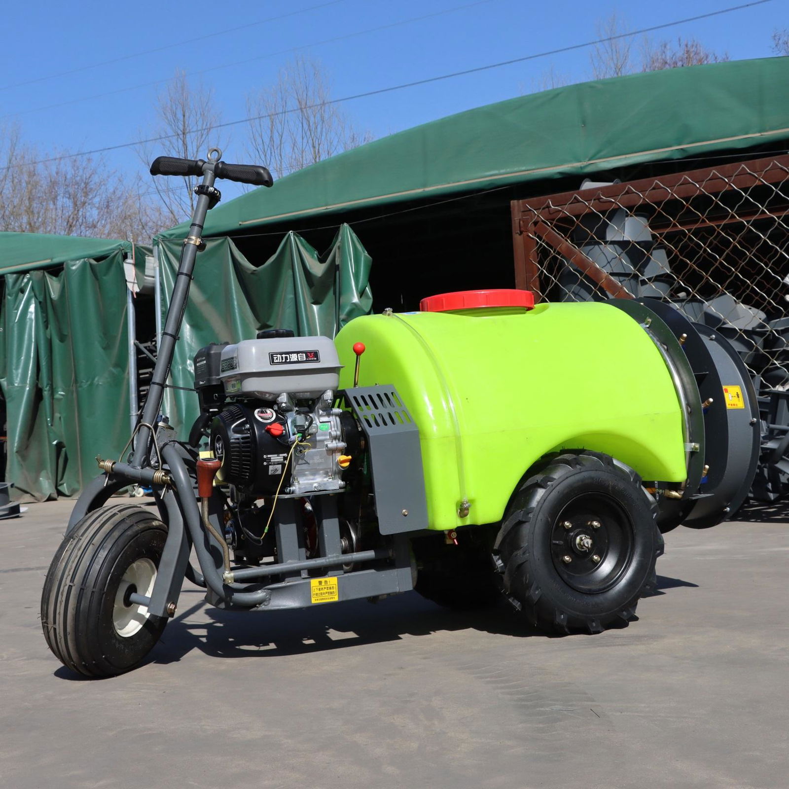 mini compact greenhouse orchard sprayer 3