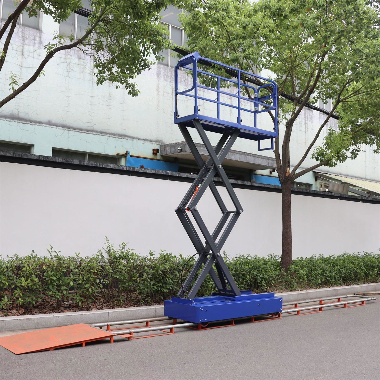 greenhouse pipe rail hydraulic scissor lift trolley