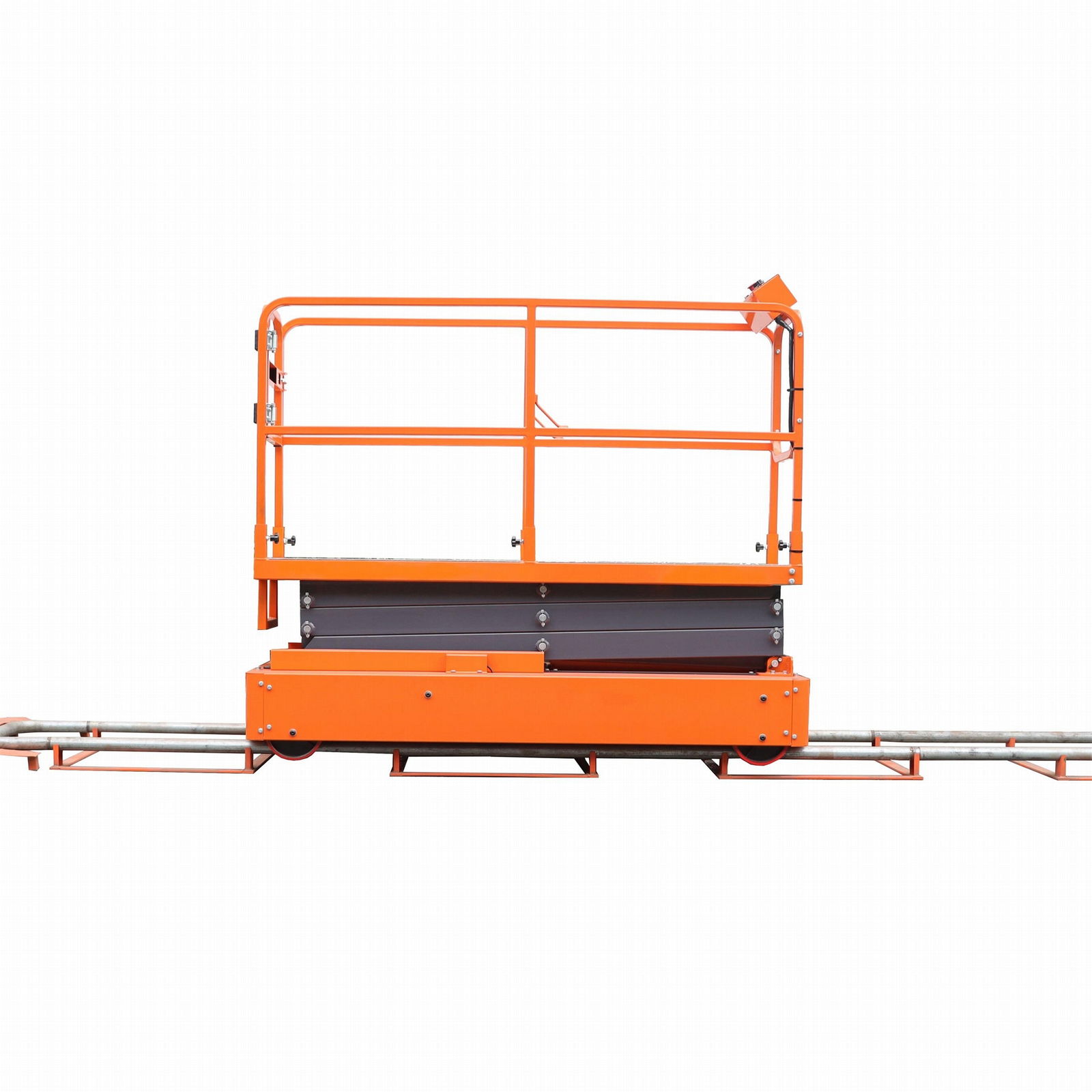 Greenhouse railway scissor lift work platform 3