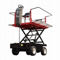 self propelled apple work picking platform